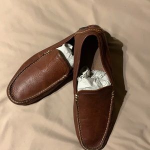 Men’s Banana Republic brown leather loafers
